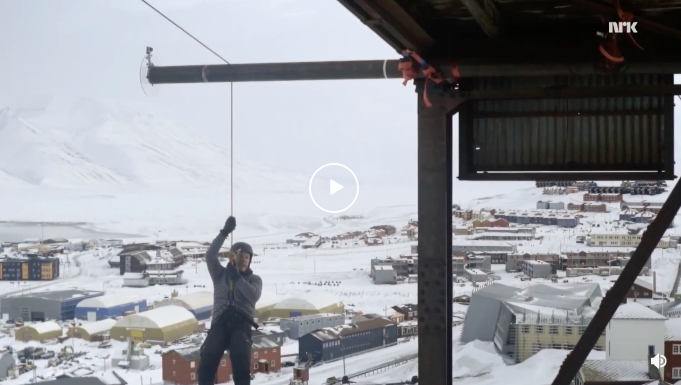 Norwegian physicist risks his life demonstrating laws of physics