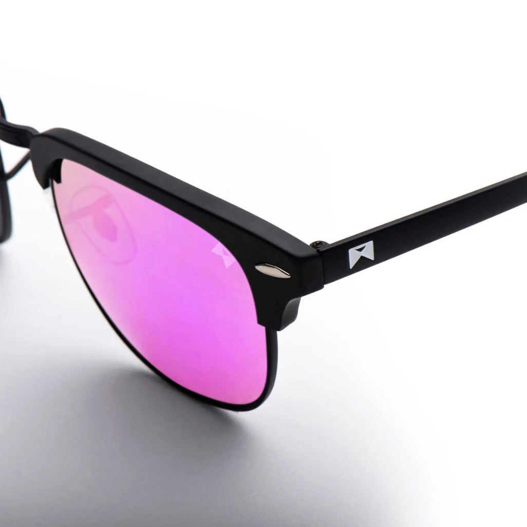 The Empire - Black / Pink