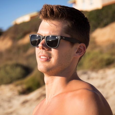 The Sloan - Polarized / Black Non-Polarized / Black Polarized / Blue Polarized / Red Polarized / Green
