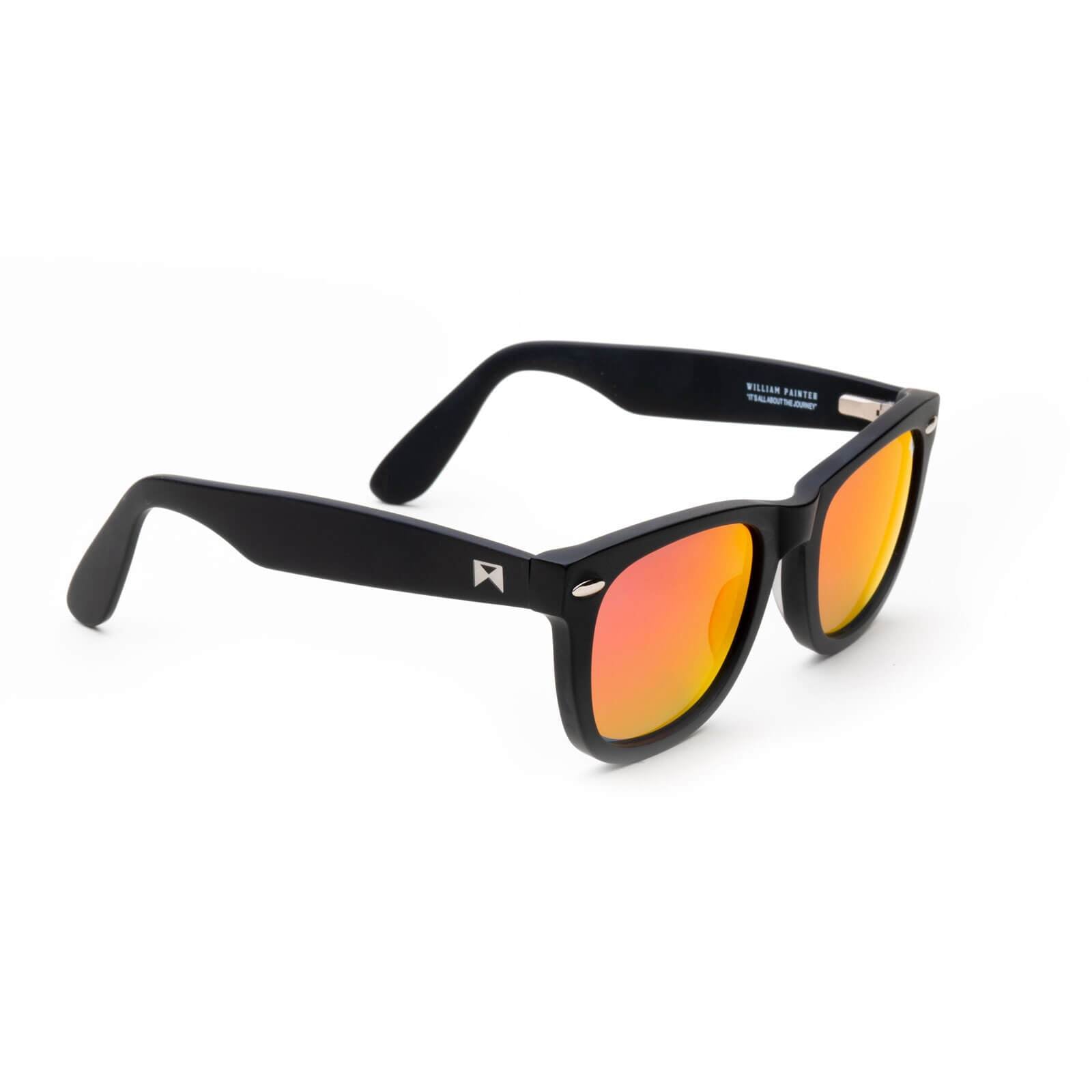 Polarized / Red Non-Polarized / Red